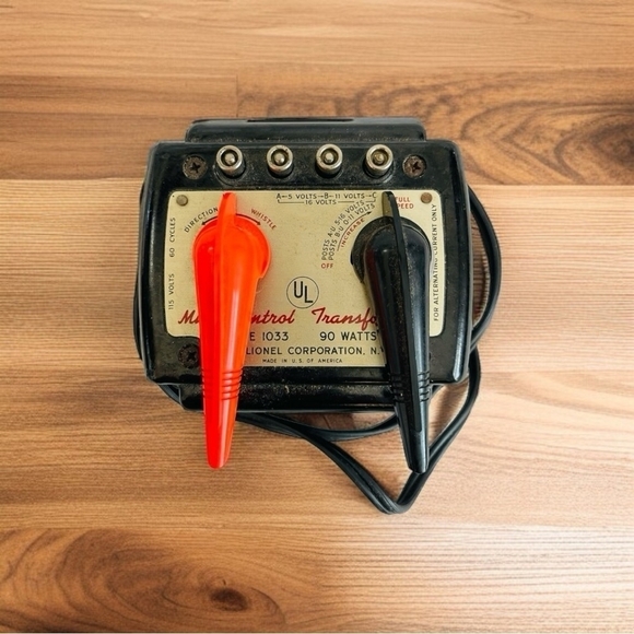 LIONEL 1033 90Watt Transformer 1950s-60s Railroad Whistle Direction Railway Tool - Picture 1 of 4